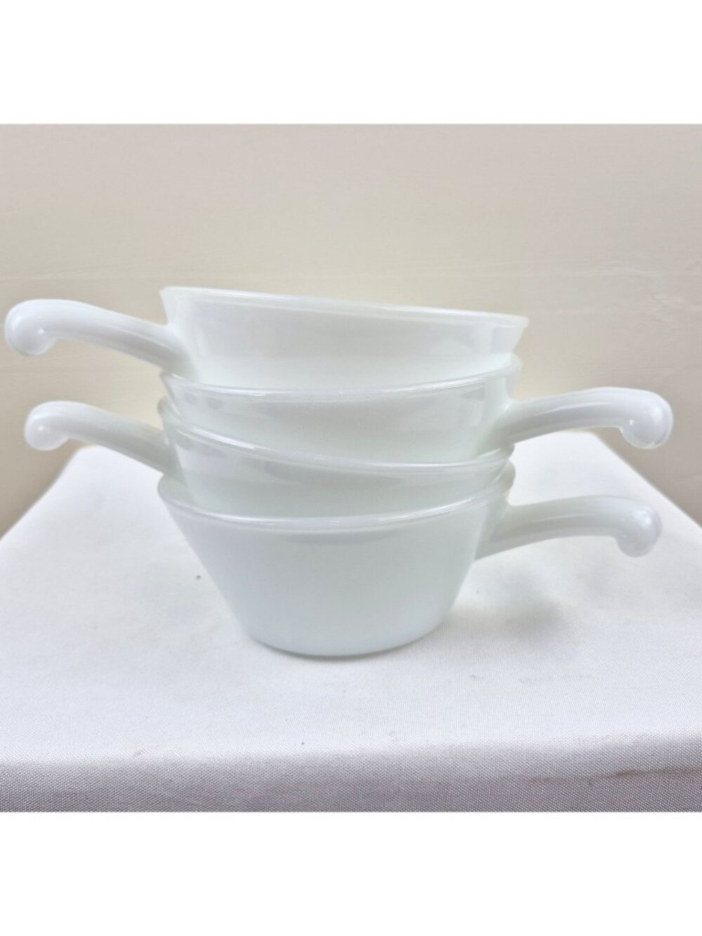 Fire King Milk Glass Soup Bowls Set Of 4 Vintage White Chili Handle Bowls 5"